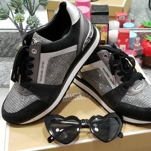 Micheal Kors Sneakers